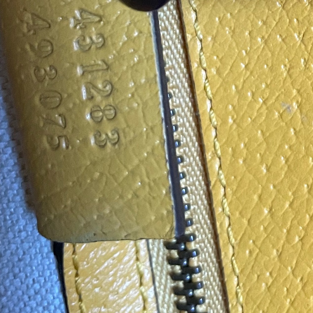 Gucci Animalier Yellow Shoulder Bag - Picture 7 of 15